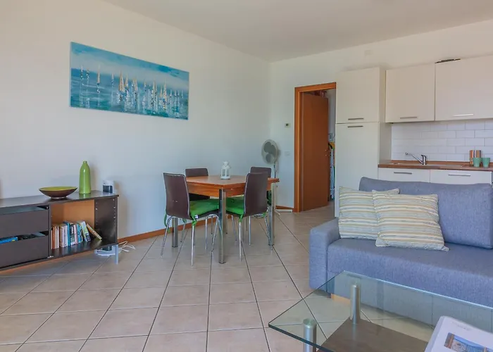 Διαμέρισμα Golden View