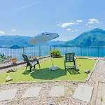 Golden View Apartament