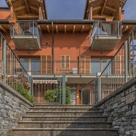 Apartment Golden View Perledo