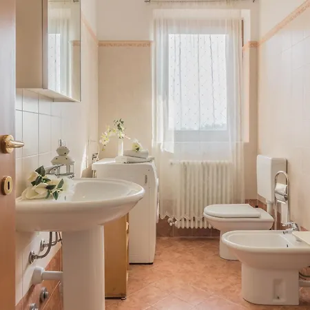 Apartment Golden View Perledo