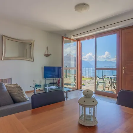 Golden View Apartment Perledo
