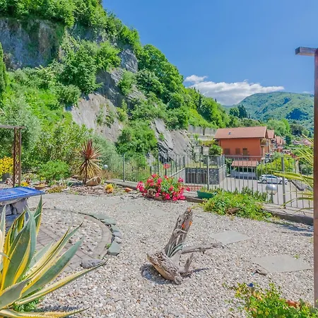 Golden View Apartament Perledo