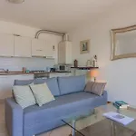 Διαμέρισμα Golden View Perledo